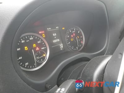 Zdjęcie 9 z 12 samochodu: 2023 MERCEDES-BENZ METRIS VIN:W1YV0BEY7P4241648 - miniatura