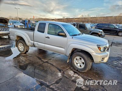 Czwarte zdjęcie samochodu z boku: 2013 TOYOTA TACOMA VIN:5TFTU4GN6DX046472 - miniatura