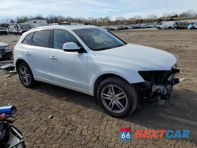 Czwarte zdjęcie samochodu z boku: 2016 AUDI Q5 PREMIUM PLUS VIN:WA1L2AFP5GA104094 - miniatura