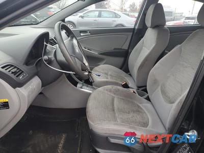 Zdjęcie 7 z 12 samochodu: 2017 HYUNDAI ACCENT SE VIN:KMHCT4AE1HU338738 - miniatura