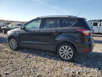 Drugie zdjęcie samochodu z przodu: 2017 FORD ESCAPE TITANIUM VIN:1FMCU0JD7HUB80130 - miniatura