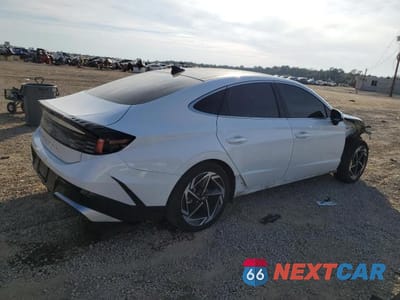 Trzecie zdjęcie samochodu z tyłu: 2025 HYUNDAI SONATA SEL VIN:KMHL14JA6SA472575 - miniatura