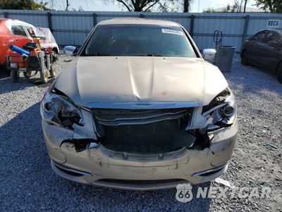 Piąte zdjęcie samochodu w środku: 2013 CHRYSLER 200 LIMITED VIN:1C3CCBCG7DN593717 - miniatura