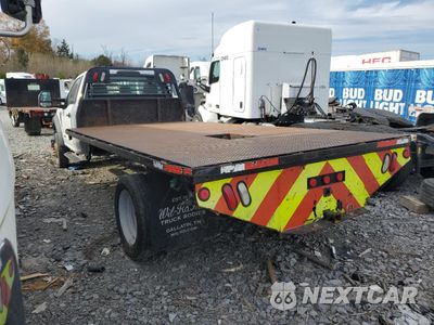 Drugie zdjęcie samochodu z przodu: 2019 FORD F550 FLATBED TRUCK VIN:1FDUF5HT3KDA06474 - miniatura