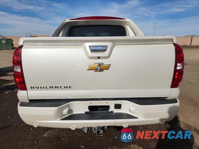 Zdjęcie 6 z 14 samochodu: 2013 CHEVROLET AVALANCHE LTZ VIN:3GNTKGE78DG272519 - miniatura