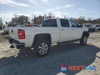 Trzecie zdjęcie samochodu z tyłu: 2017 GMC SIERRA K2500 SLT VIN:1GT12TEG6HF176551 - miniatura