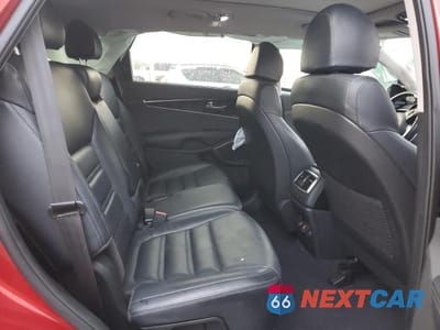 Zdjęcie 11 z 13 samochodu: 2018 KIA SORENTO VIN:5XYPKDA52JG408330 - miniatura
