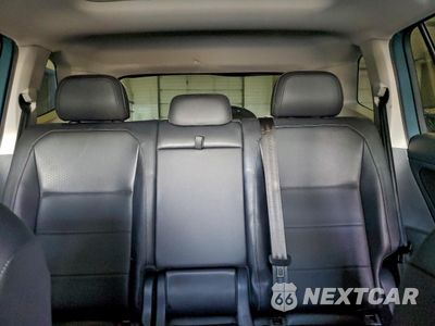 Zdjęcie 10 z 13 samochodu: 2020 VOLKSWAGEN TIGUAN SE VIN:3VV2B7AX8LM117237 - miniatura