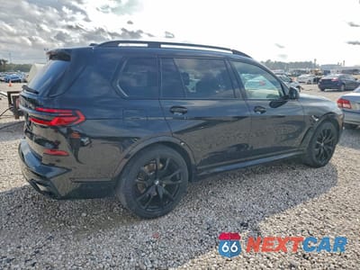 Trzecie zdjęcie samochodu z tyłu: 2024 BMW X7 XDRIVE40I VIN:5UX23EM0XR9S34239 - miniatura