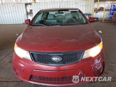 Piąte zdjęcie samochodu w środku: 2010 KIA FORTE EX VIN:KNAFU6A28A5125783 - miniatura