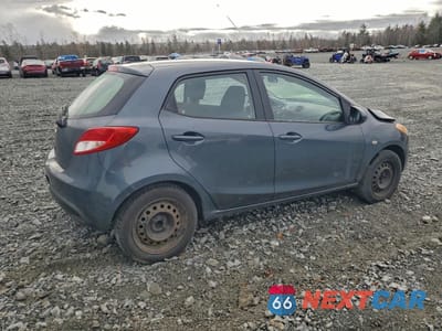 Trzecie zdjęcie samochodu z tyłu: 2012 MAZDA MAZDA2 VIN:JM1DE1KY0C0149170 - miniatura