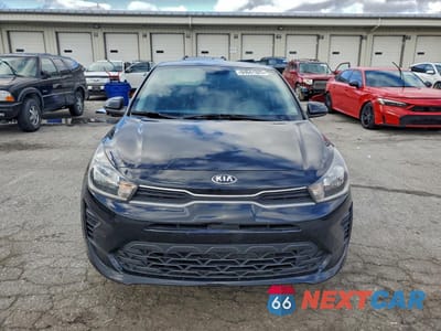 Piąte zdjęcie samochodu w środku: 2021 KIA RIO VIN:3KPA24AD5ME391425 - miniatura