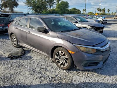 Czwarte zdjęcie samochodu z boku: 2018 HONDA CIVIC EX VIN:2HGFC2F70JH586828 - miniatura