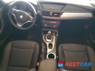 Zdjęcie 8 z 13 samochodu: 2014 BMW X1 XDRIVE28I VIN:WBAVL1C58EVY12437 - miniatura