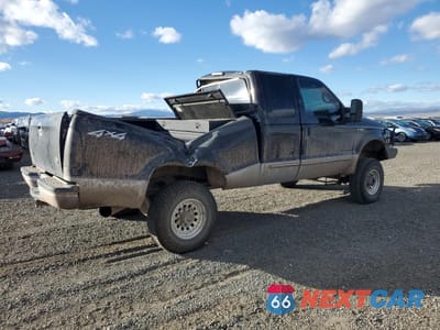 Trzecie zdjęcie samochodu z tyłu: 2000 FORD F250 SUPER DUTY VIN:1FTNX21FXYED10817 - miniatura
