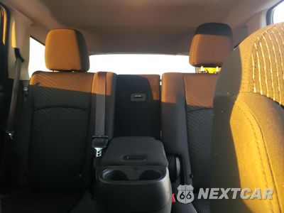 Zdjęcie 10 z 16 samochodu: 2018 DODGE JOURNEY SE VIN:3C4PDCAB3JT447169 - miniatura