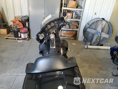 Zdjęcie 6 z 9 samochodu: 2015 HARLEY-DAVIDSON FLHTCU ULTRA CLASSIC ELECTRA GLIDE VIN:1HD1FCM1XFB661991 - miniatura