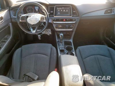 Zdjęcie 8 z 13 samochodu: 2019 HYUNDAI SONATA LIMITED VIN:5NPE34AF0KH740760 - miniatura