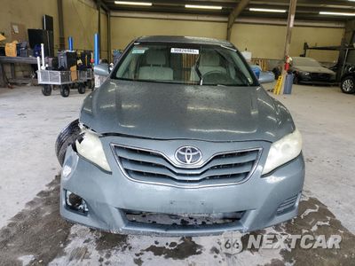 Piąte zdjęcie samochodu w środku: 2010 TOYOTA CAMRY BASE VIN:4T1BF3EK8AU559093 - miniatura