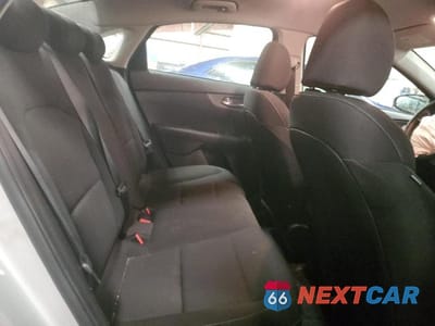 Zdjęcie 10 z 11 samochodu: 2021 KIA FORTE FE VIN:3KPF24AD5ME306993 - miniatura