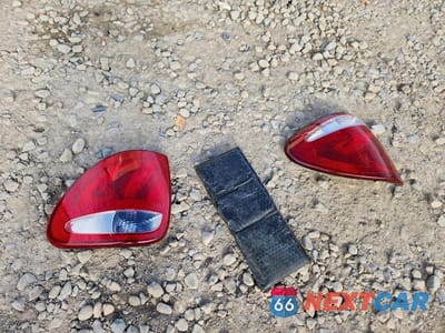 Zdjęcie 13 z 14 samochodu: 2007 DODGE GRAND CARAVAN SXT VIN:2D4GP44L17R118129 - miniatura