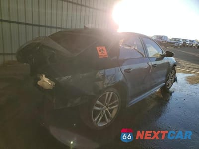 Trzecie zdjęcie samochodu z tyłu: 2018 VOLKSWAGEN PASSAT S VIN:1VWAA7A38JC006645 - miniatura
