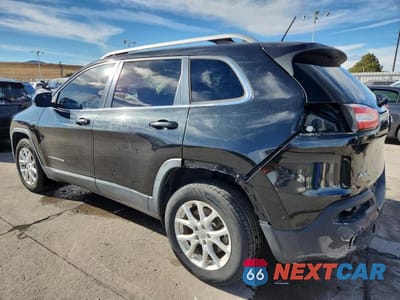 Drugie zdjęcie samochodu z przodu: 2015 JEEP CHEROKEE LATITUDE VIN:1C4PJMCB2FW733625 - miniatura