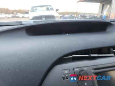 Zdjęcie 9 z 12 samochodu: 2014 TOYOTA PRIUS TWO VIN:JTDKN3DU7E0390532 - miniatura