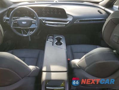 Zdjęcie 8 z 14 samochodu: 2025 CADILLAC LYRIQ LUXURY VIN:1GYKPTRL3SZ301552 - miniatura