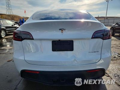 Zdjęcie 6 z 13 samochodu: 2023 TESLA MODEL Y VIN:7SAYGAEE3PF591383 - miniatura