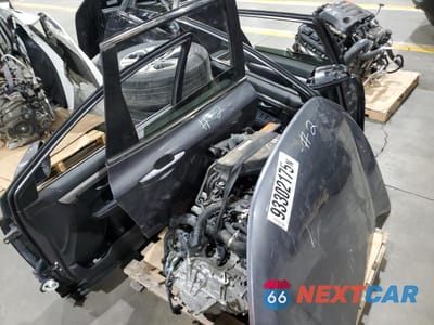 Czwarte zdjęcie samochodu z boku: 2021 HONDA CR-V LX VIN:2HKRW2H27MH217979 - miniatura
