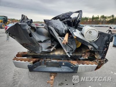 Zdjęcie 6 z 13 samochodu: 2007 CHEVROLET SILVERADO K2500 HEAVY DUTY VIN:1GCHK24KX7E517775 - miniatura