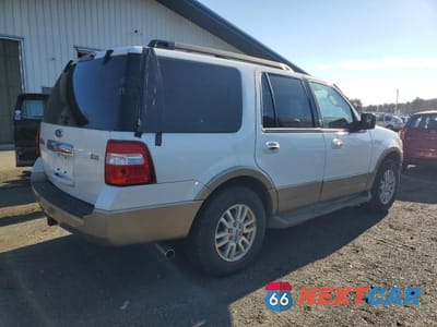 Trzecie zdjęcie samochodu z tyłu: 2014 FORD EXPEDITION XLT VIN:1FMJU1J54EEF26307 - miniatura
