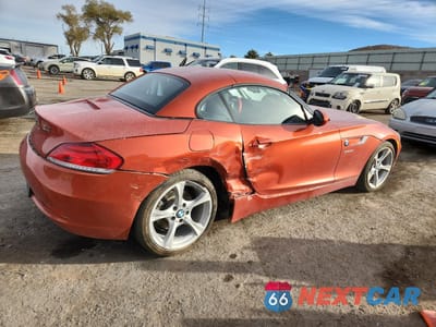 Trzecie zdjęcie samochodu z tyłu: 2014 BMW Z4 SDRIVE28I VIN:WBALL5C58EJ105439 - miniatura