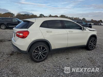 Trzecie zdjęcie samochodu z tyłu: 2017 MERCEDES-BENZ GLA 250 VIN:WDCTG4EB1HJ363370 - miniatura