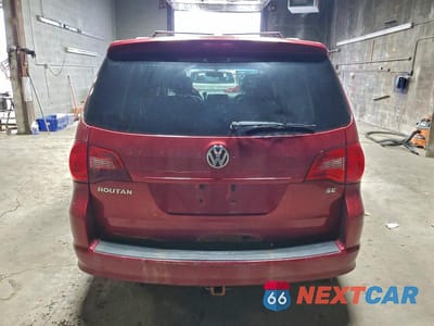 Zdjęcie 6 z 13 samochodu: 2011 VOLKSWAGEN ROUTAN SE VIN:2V4RW3DG8BR668318 - miniatura
