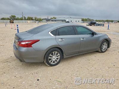 Trzecie zdjęcie samochodu z tyłu: 2018 NISSAN ALTIMA 2.5 VIN:1N4AL3AP3JC193226 - miniatura