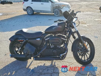 2013 HARLEY-DAVIDSON XL883 IRON 883 1HD4LE217DC441851 - główne zdjęcie licytacji z USA - miniatura