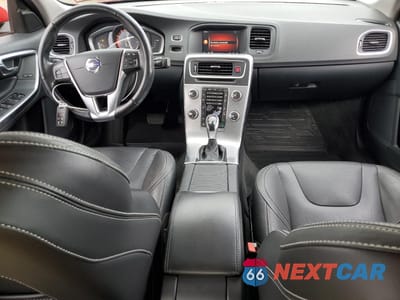 Zdjęcie 8 z 14 samochodu: 2018 VOLVO S60 DYNAMIC VIN:YV140MTL4J2460034 - miniatura
