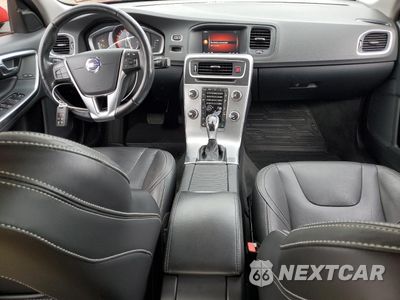 Zdjęcie 8 z 14 samochodu: 2018 VOLVO S60 DYNAMIC VIN:YV140MTL4J2460034 - miniatura