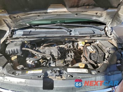 Zdjęcie 12 z 13 samochodu: 2010 VOLKSWAGEN ROUTAN SE VIN:2V4RW3D12AR268314 - miniatura