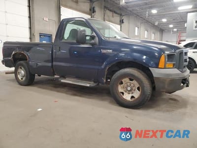 Czwarte zdjęcie samochodu z boku: 2005 FORD F-250 SUPER DUTY VIN:1FTNF20595EC88445 - miniatura