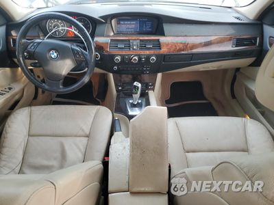 Zdjęcie 8 z 12 samochodu: 2009 BMW 528 XI VIN:WBANV13559C151963 - miniatura