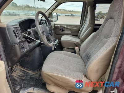 Zdjęcie 7 z 13 samochodu: 2005 CHEV EXPRESS G1500 VIN:1GCFH15T951232092 - miniatura