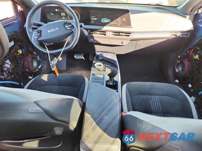 Zdjęcie 8 z 12 samochodu: 2022 KIA EV6 GT LINE VIN:KNDC44LA1N5026565 - miniatura