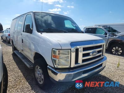 Czwarte zdjęcie samochodu z boku: 2013 FORD ECONOLINE E250 VAN VIN:1FTNE2EWXDDA31660 - miniatura