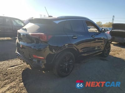 Trzecie zdjęcie samochodu z tyłu: 2025 BUICK ENCORE GX SPORT TOURING VIN:KL4AMESLXSB131161 - miniatura