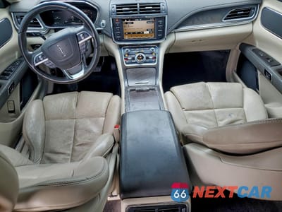 Zdjęcie 8 z 15 samochodu: 2017 LINCOLN CONTINENTAL SELECT VIN:1LN6L9SK1H5614330 - miniatura