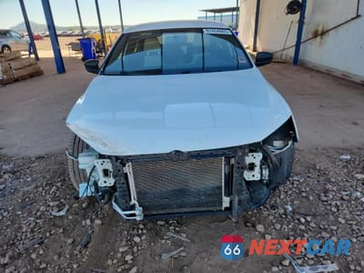 Piąte zdjęcie samochodu w środku: 2016 VOLKSWAGEN JETTA SPORT VIN:3VWD17AJ3GM278264 - miniatura