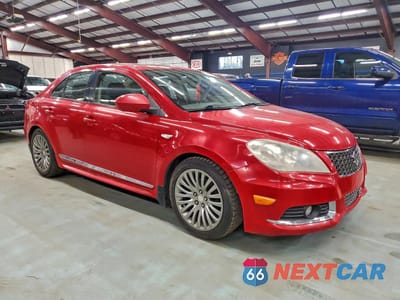 Czwarte zdjęcie samochodu z boku: 2012 SUZUKI KIZASHI SPORT GTS VIN:JS2RF9A61C6100158 - miniatura